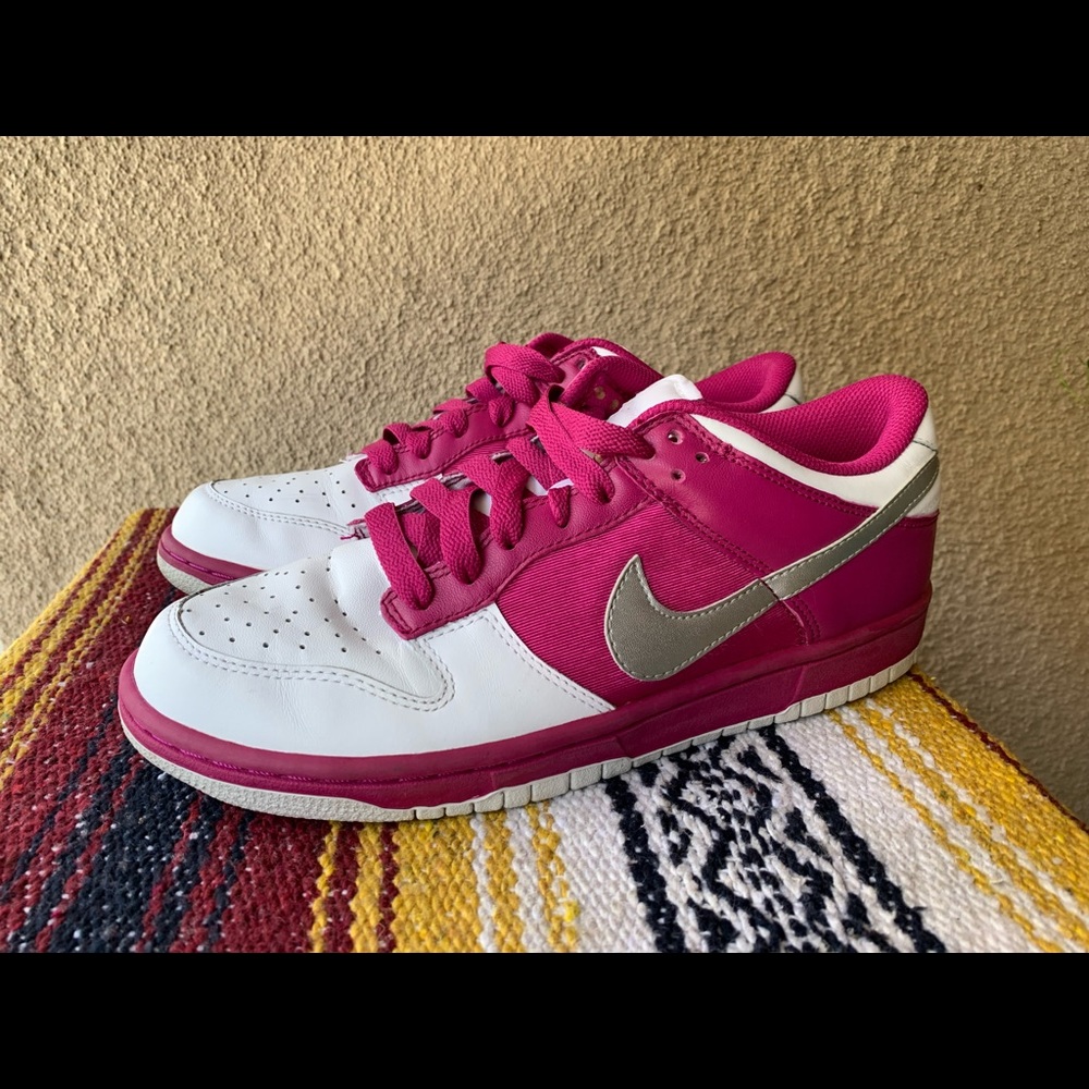 Nike Dunk Low (2008) Metallic Silver/RV Pink